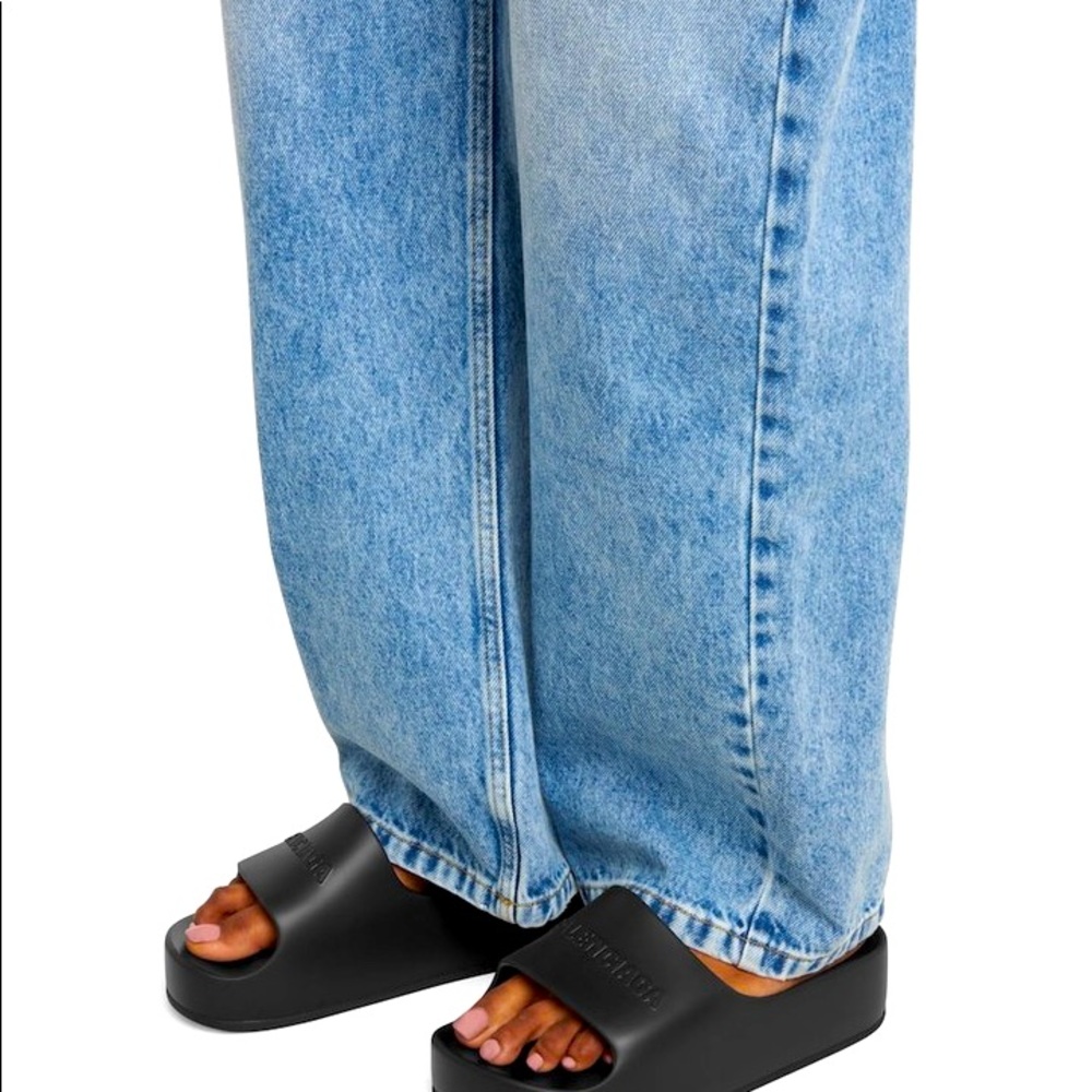 Balenciaga Chunky Logo platform slides